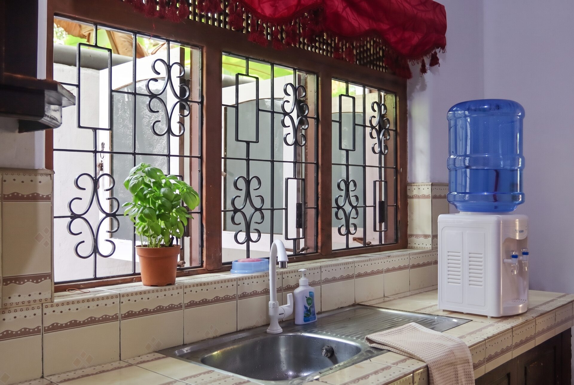 Kitchen sink and windows